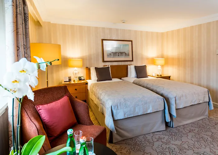 Hilton Waterfront Hotel