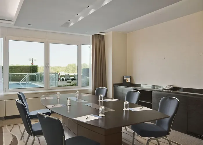 Hilton Waterfront Hotel Vienna