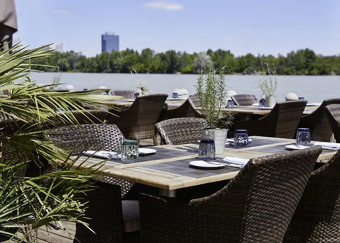 Hilton Waterfront